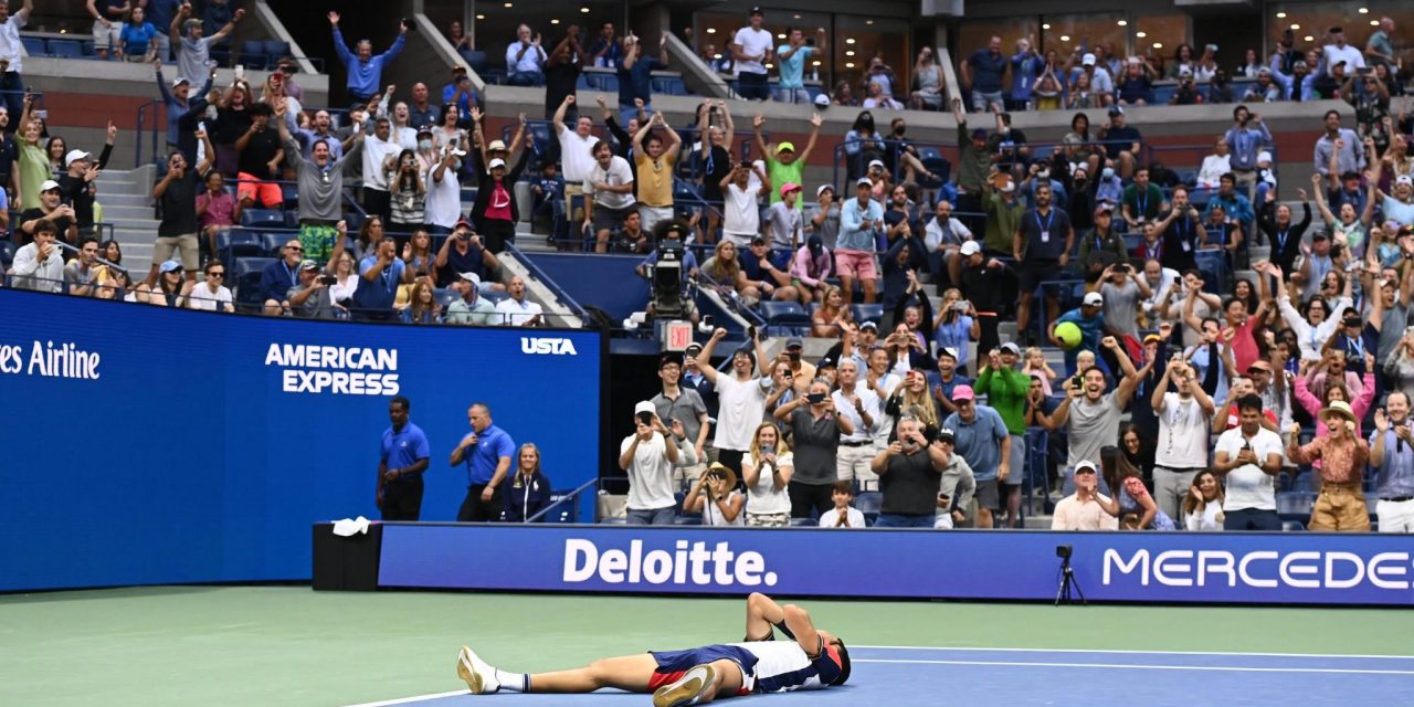 CArlos Alcaraz se lleva el partido del año ante stefanos tsitsipas