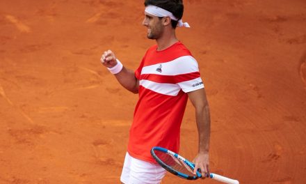 Taberner sorprende a Korda