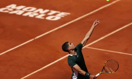Carlos Alcaraz pone rumbo a MonteCarlo con el objetivo de empezar con buenas sensaciones la gira de tierra batida